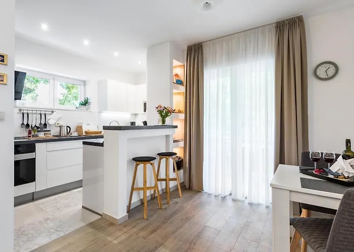 Top Location Apartment \